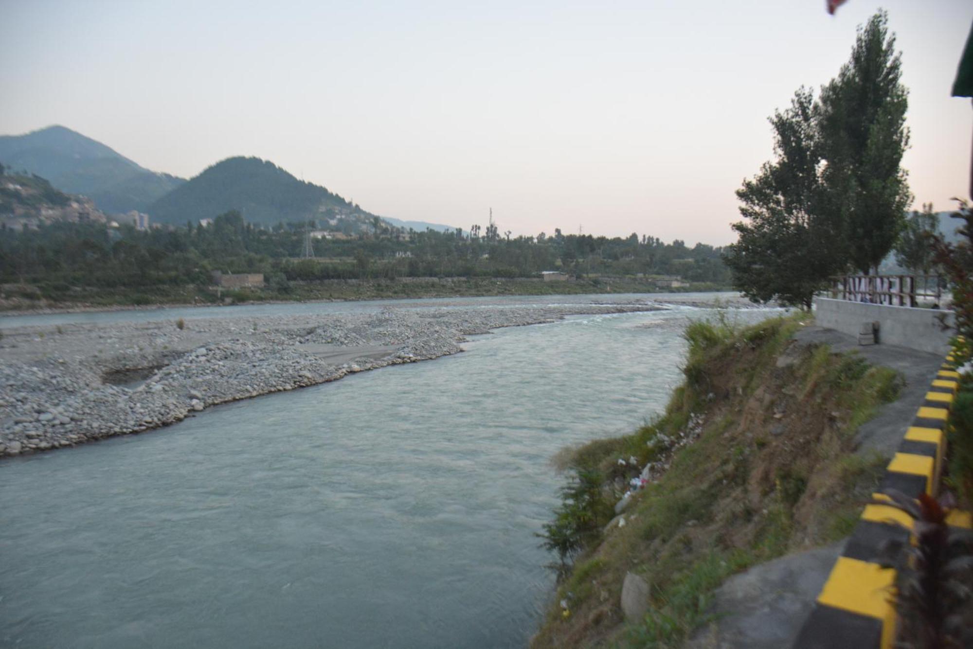 Lemuna Hotel & Restaurant Saidu Sharif Exterior photo